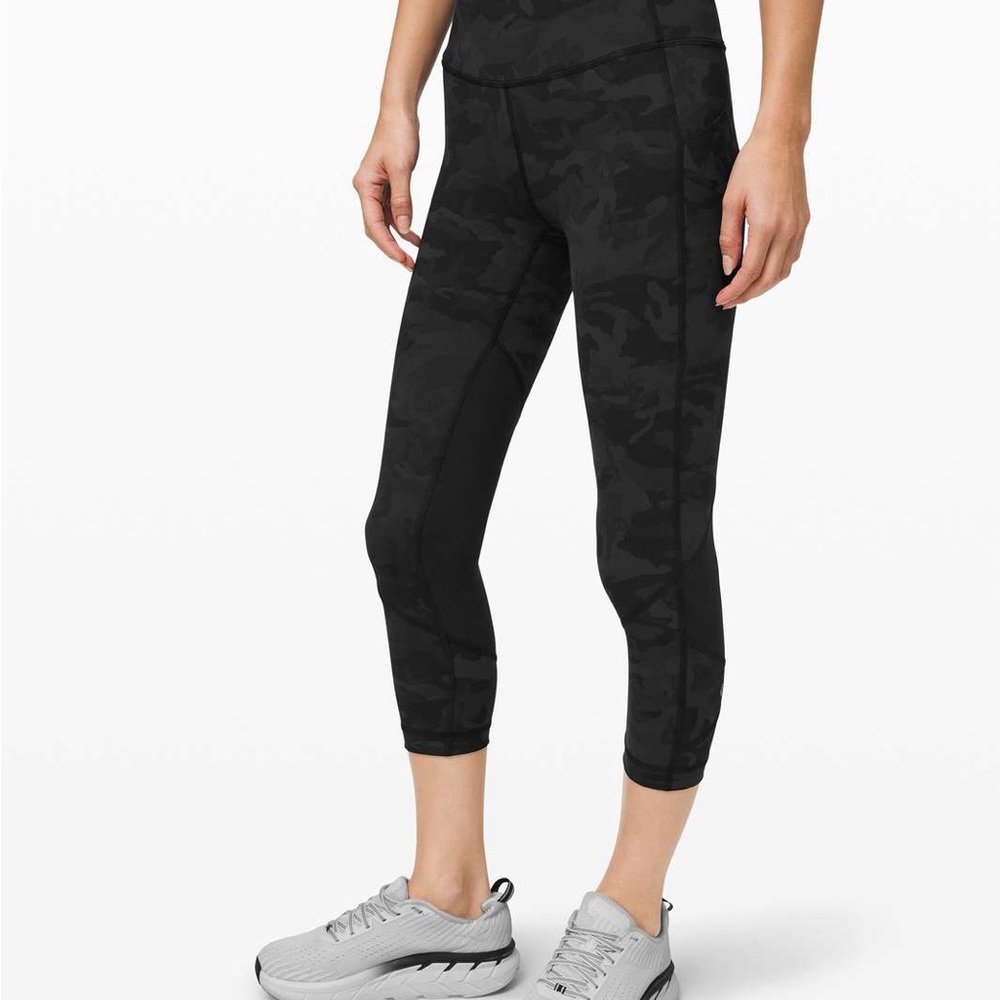 Lululemon Pace Rival Crop Black Camo